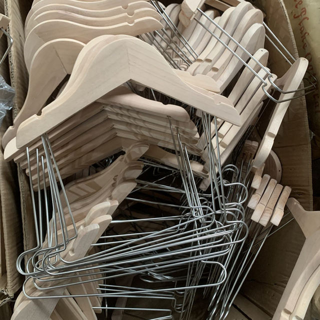 Mother and baby store children's clothes hanger infant solid wood suit clothes hanger children's clothing store home wooden conjoined baby clothes support