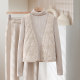Off-season down vest for women 2024 winter new thin and warm fashionable close-fitting coat with V-neck vest