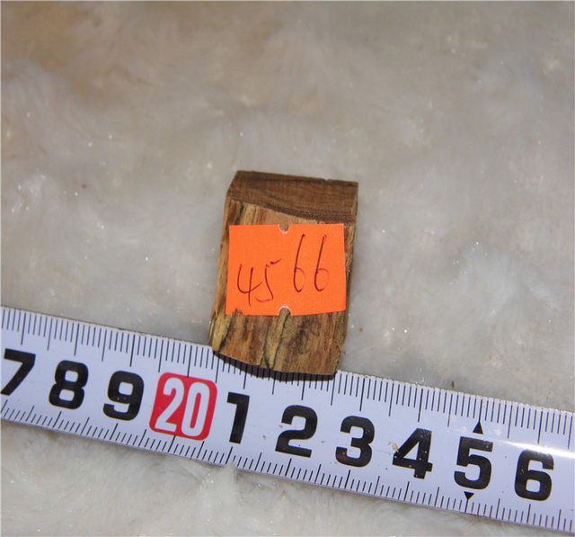 Hainan Huanghuali wood tiger skin pattern small material can be used as handles