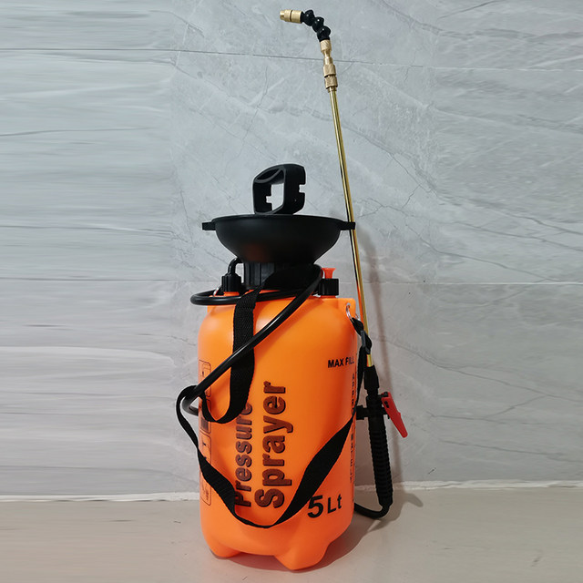 Manual air pressure sprayer agricultural 8 liter sprayer gardening tool watering flower kettle 5 liter large capacity watering kettle