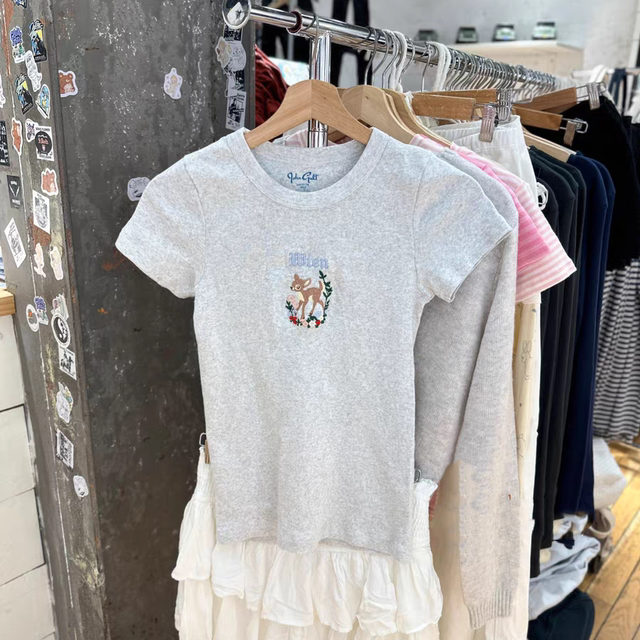 BM official website gray deer embroidered T-shirt for women in summer new hot girls slim and versatile round neck short-sleeved top
