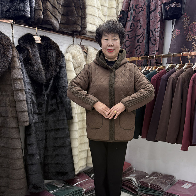 
Mom's new autumn and winter casual hooded woolen coat for women petite lamb wool warm top