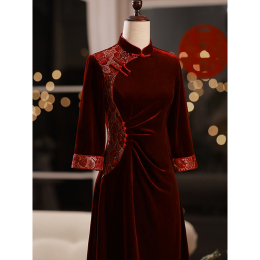 Happy mother-in-law wedding dress autumn long-sleeved wedding mama dress wedding dress winter fancy red velvet dress