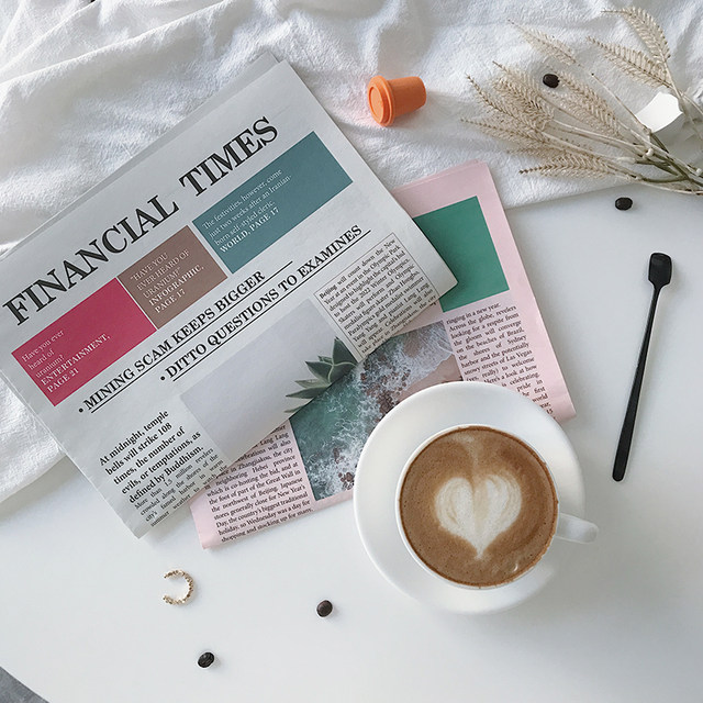 ins photo props ornaments retro English newspaper fashion card internet celebrity decoration food photography background layout
