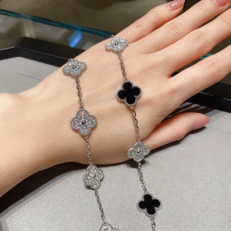 S925 sterling silver black and white panda lucky four-leaf grass five-flower bracelet femininity minimalist hand jewelry Valentine's Day gift