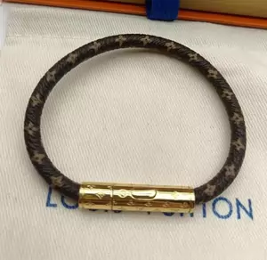 Louis Vuitton Lv volt multi bracelet, yellow gold (Q95954)