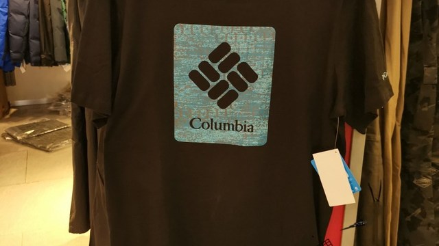 Columbia速干时尚休闲短袖