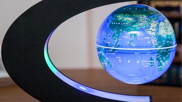 磁悬浮地球仪自转发光欧式办公室桌面摆件