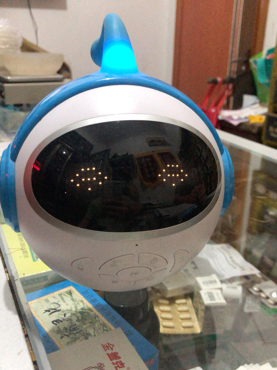 华为hilink未来小七智能陪伴儿童机器人早教机故事机儿歌学