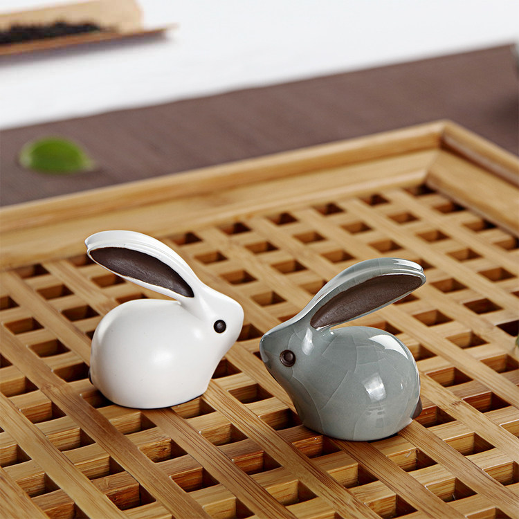 Xiaoji rabbit tea play brother kiln tea pet ceramic ornaments Moss micro-landscape sand plate Zen decoration small ornaments