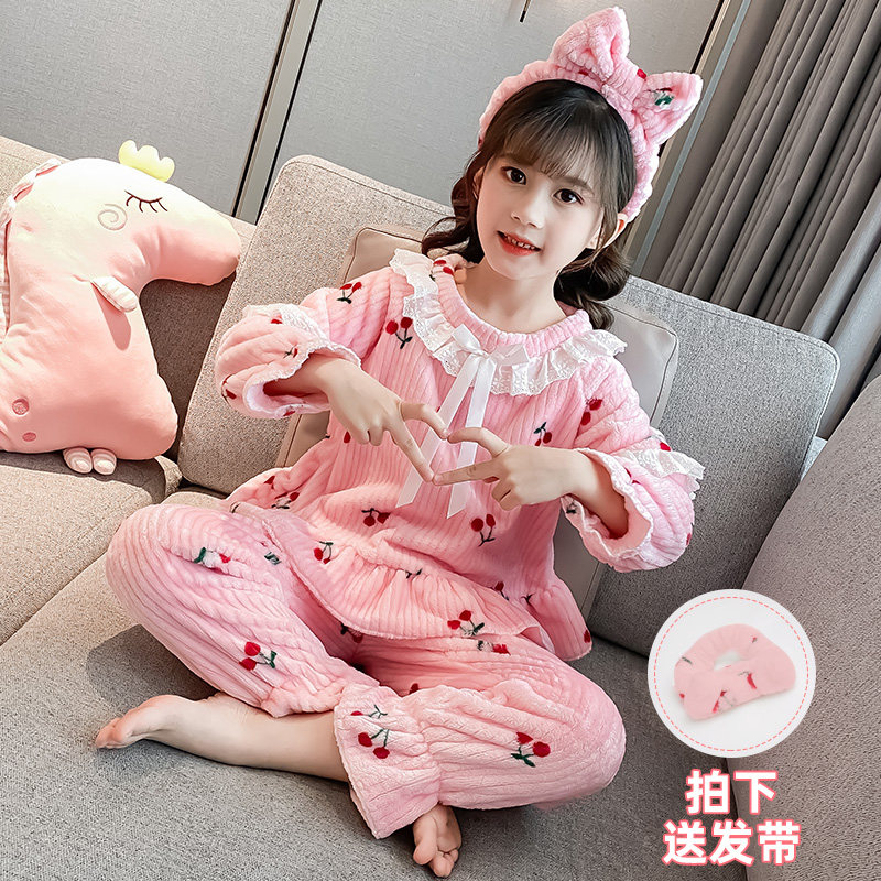 Childrens pajamas autumn winter frankincly velvet girl coral velvet strawberries in the big child round-collar princess family-child home clothing