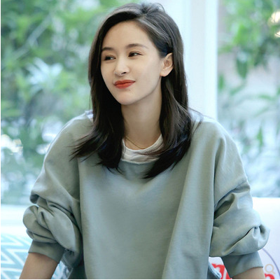 香港代购明星王子文同款短款卫衣两件套秋女上衣设计感长袖小个子