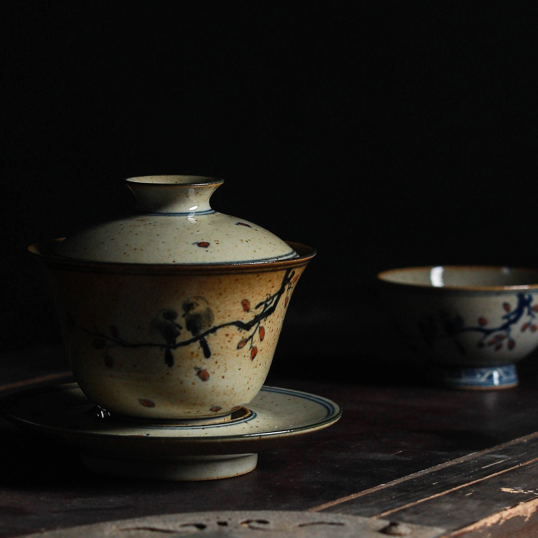 Unique Qing Antique Green Flower Bird Cover Bowl Pure handmade ceramic single retro teacup Kung Fu tea set three before making tea bowls