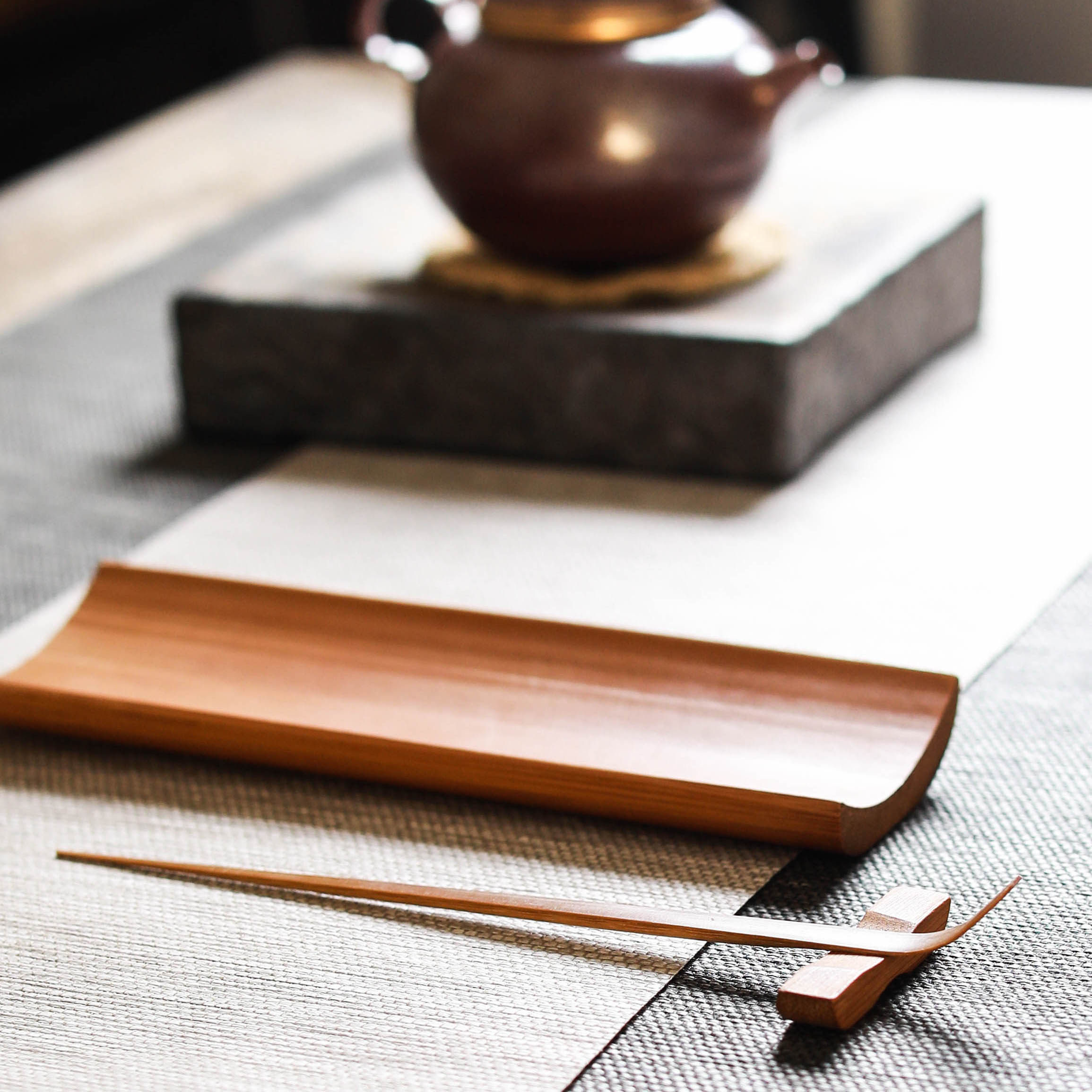 Unique bamboo tea is a three-piece set of tea ceremony Zen handmade wooden tea spoon needle Zen kung fu tea accessories