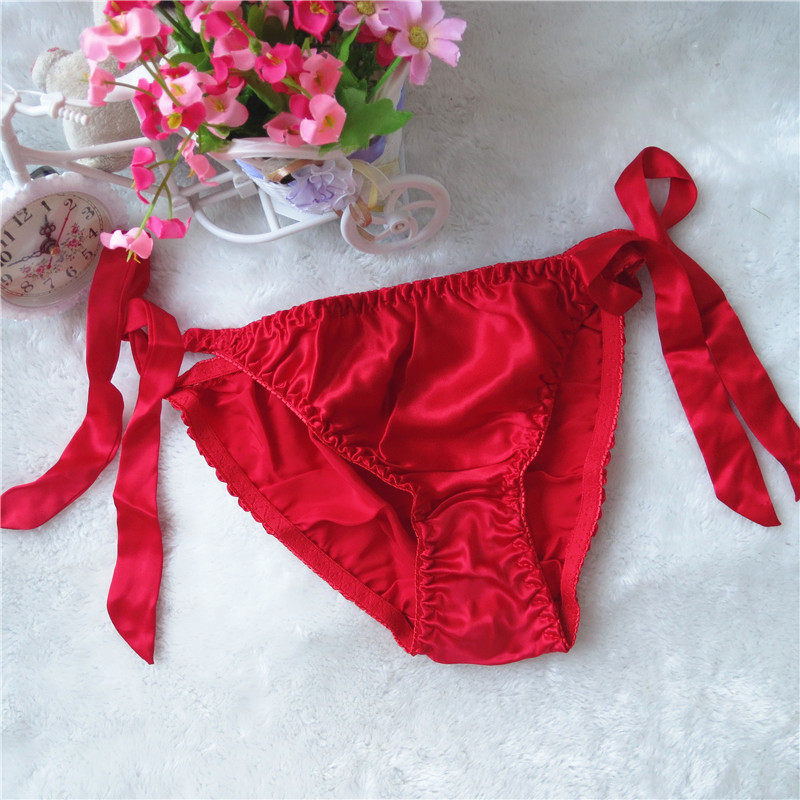 Two womens silk panties Comfortable mulberry silk triangle pants tied with sexy bikini low-waisted T-pants