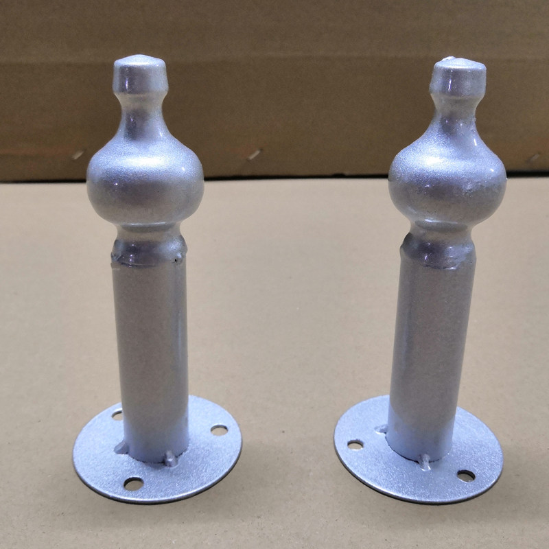 On the wall point hanging silver clothing store wall hanging clothing display rack shelf clothes hanging board display rack Nordic wind