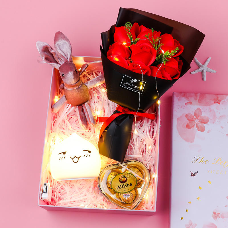 圣诞节平安夜礼物送女友生日礼物女生浪漫朋友老婆闺蜜异地恋女神