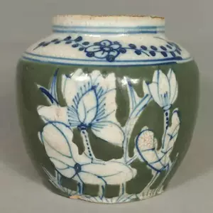 送料無料(北海道・沖縄県除く!) 清朝 染付青花花草文 大花瓶 時代