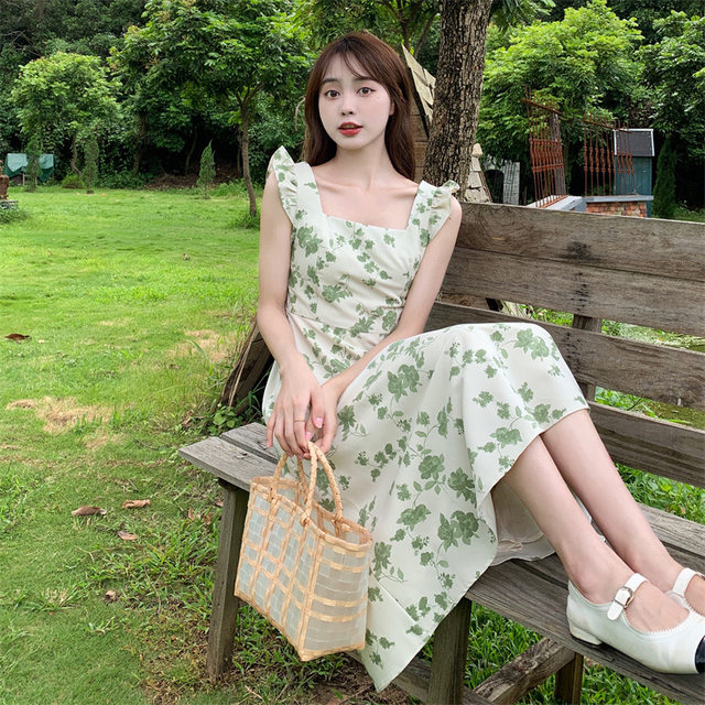 Tall large size pseudo -mounted floral dress square collar women's waist women's bangs, thin and small fresh mid -long skirts