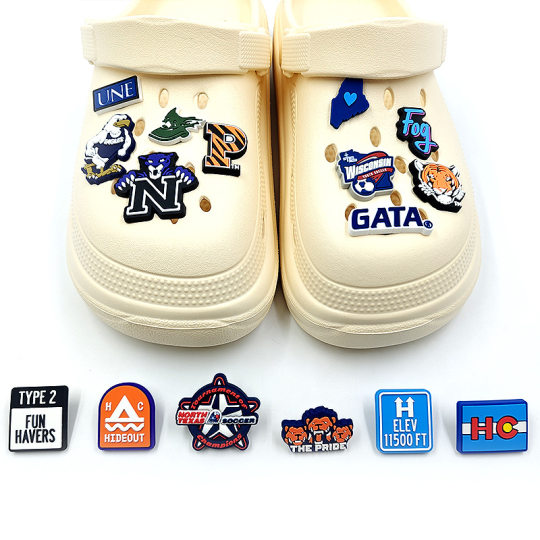 Customize Various Types of Cartoon Pvc Soft Rubber Small Accessories, Shoe Buckles, Custom-Made Cartoon Hole Shoes, Shoe Flowers, Small Shoe Buckles