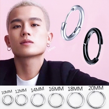 Korean version of popular earrings, luxurious circular temperament for men and women, hip-hop earrings, plain rings, versatile, niche, and cool ear accessories