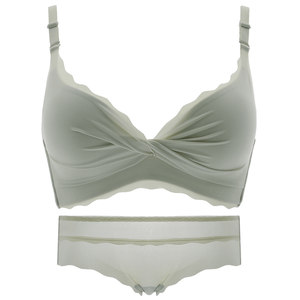 Thin underwear girl gathered without trace no steel ring, pure desire of the bra.
