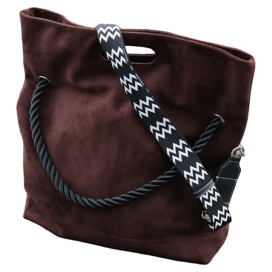 
Zuo Qianhu Bag 2025 new crossbody bag men's large bag simple commuter bag high-end plush lightweight handbag