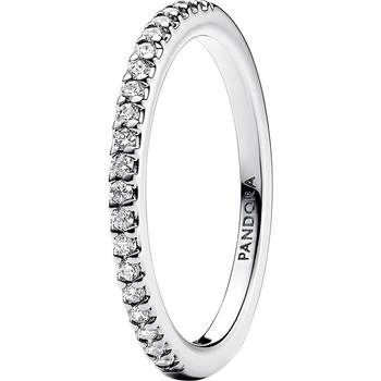 Pandora's light luxury niche versatile ring is bright and simple