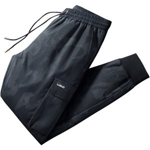 Flying down pants in the snow, men wearing goose pants in winter, middle and young camouflage workers outdoor sports casual pants
