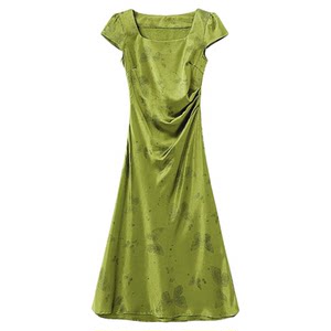
Actual shot of 2026 summer new original bias-cut emerald green elegant satin jacquard square-neck short-sleeved women's dress