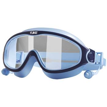 
Cumulative sales of brand swimming goggles + 3 million