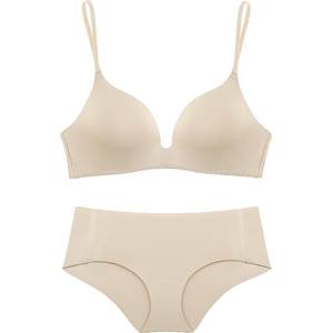 Curious Missy skin color liquid foundation anti-sagging, no steel ring, traceless underwear for women, comfortable thin bra set invisible
