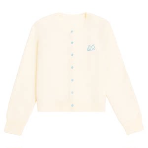 
LOGICAT cardigan sweater is comfortable, versatile, lazy, slim, round neck, soft and sweet, creamy early spring knitted jacket