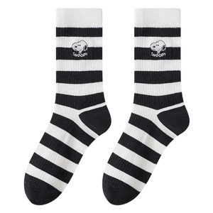 
Caramela Snoopy joint autumn and winter new socks double-needle cotton socks Korean style versatile simple gift box socks