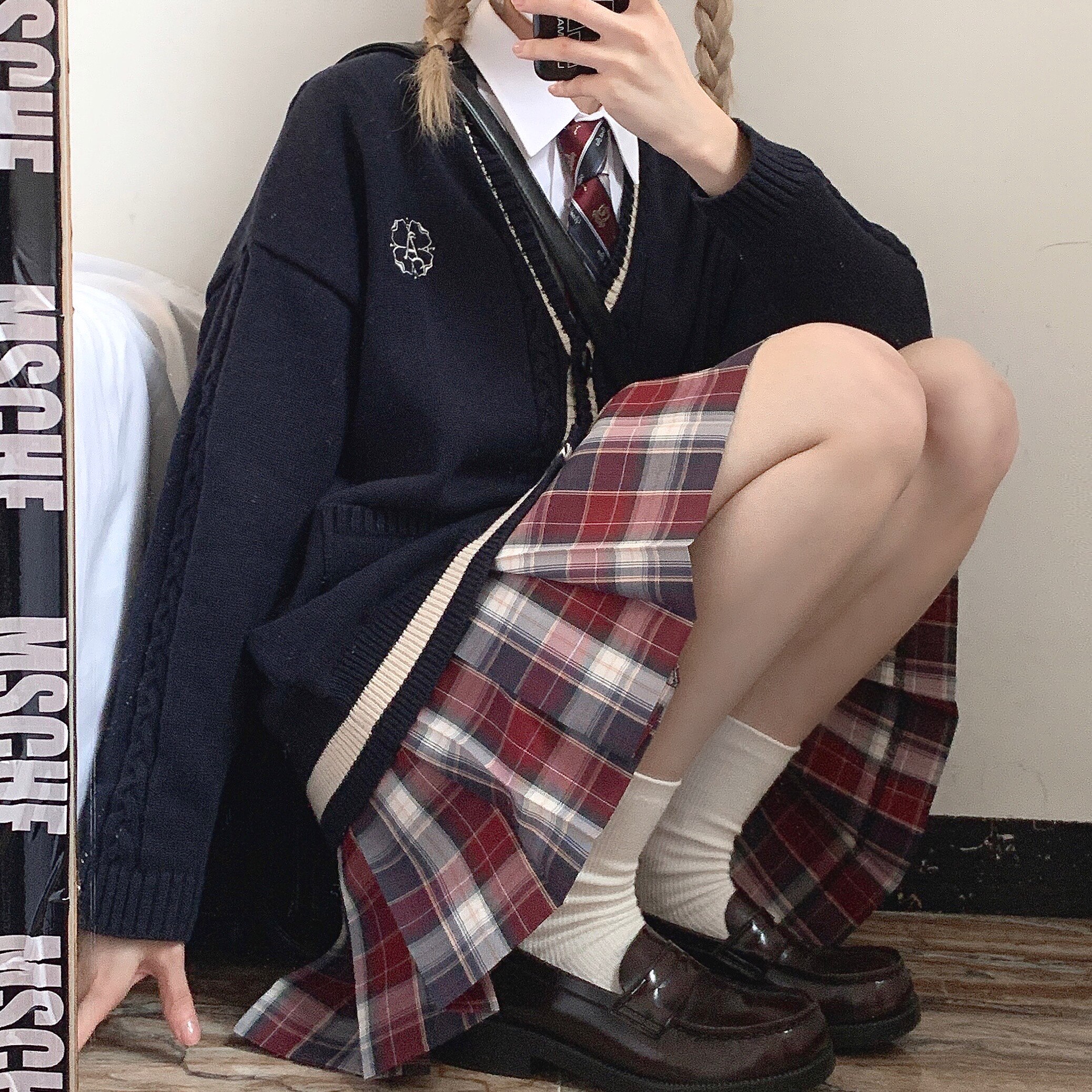 JK制服 |貌美新年红色JK制服格裙，新的一年就要红红火火！