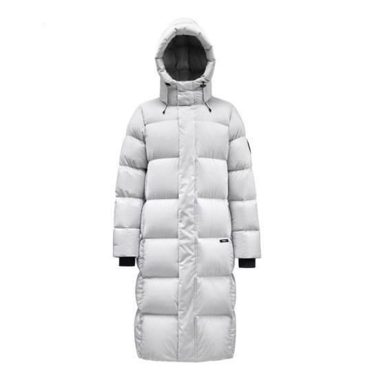 Ayolning eshagida porno barmoq