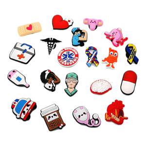 
New medical hole-in-the-wall shoe decoration accessories removable shoe buckle cute creative hole shoe decorative buckle