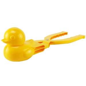 Children's snowball clip toy clamping snow ball artifact play snowball tool to fight snow battle equipment snow clip mold duckling clip