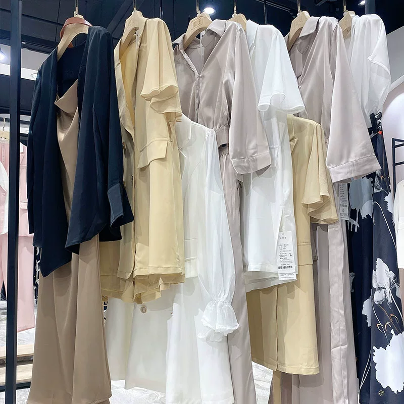 2021 First and second-tier counter brand malls withdrawn cabinet high-end women's live broadcast room special shooting 99.9-159.9 yuan