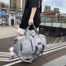 Nylon men's and women's fashionable and trendy portable travel bags at low prices