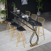 Nordic Light Luxury Marble Bar Table Homeving Living Room расположена на высоком столе с высоким содержанием стола, обратно в батончик для чая на стене молока