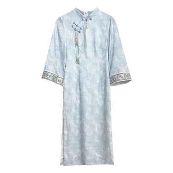 
Meet the new Chinese style blue daily jacquard cheongsam