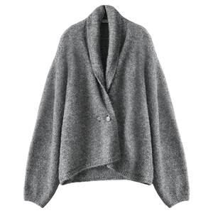 
Pre-sale COCOBELLA gray floral yarn sweater jacket gray top casual long velvet sweater MZ3218