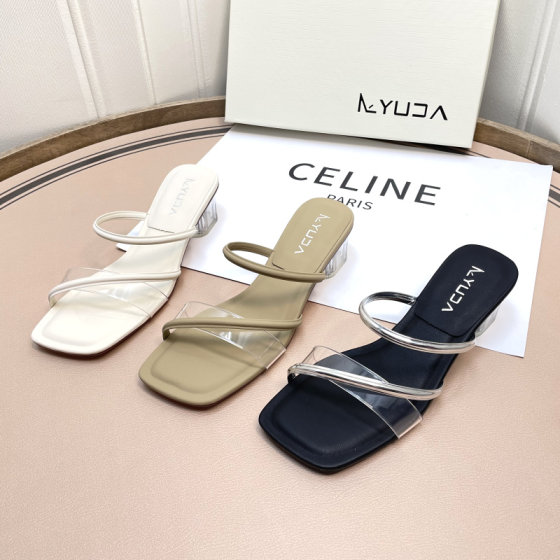 Yuda Slippers ຄົນອັບເດດ: Outerwear Summer ຂອງແມ່ຍິງ 2024 ໃຫມ່ heel ຫນາຝຣັ່ງຄຸນນະພາບສູງ Crystal ຫນຶ່ງສາຍເກີບ Sandals