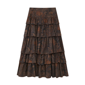 
The same style as the stars, physical teenager coral ripples A-shaped silhouette, light hand-painted textured presbyterian cake skirt
