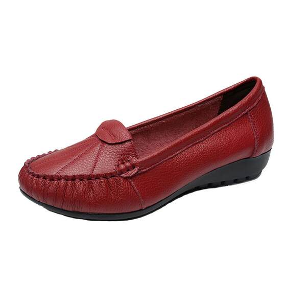 Spring and autumn leather mother shoes comfortable and anti -slip women's single shoes female soft bottom bean bean shoes red middle and elderly flat leather shoes