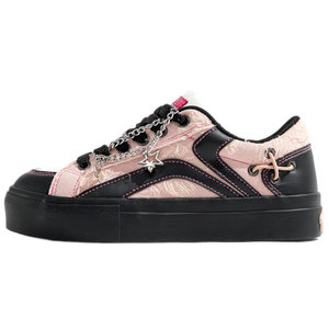 
Tuopin black pink sneakers for women 2026 autumn and winter new original same style thick-soled casual shoes music festival versatile canvas shoes