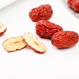 Новые грузовые красные даты Ruoqiang Grey Jujube Приготовленный суп, каша -джим -специализированные специальные продукты Xinjiang Red Hates Honey Cricket Ohlesale
