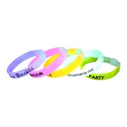 Concert Fans Support Triple Fluorescent Bracelet With Customized Logo For Night Running