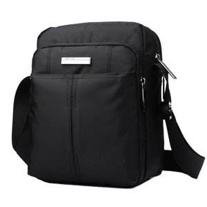 Men's bag casual travel men's bag shoulder bag light crossing small backpack middle -aged shoulder bag messenger bag men